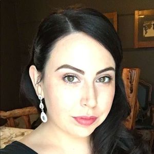 Meet your Posher, Stefanie